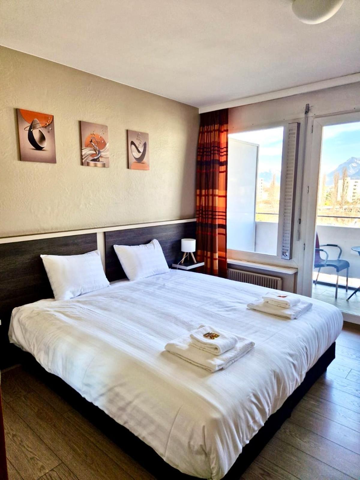 Hotel Castel Сион Екстериор снимка